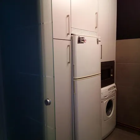 Appartement Terraza, Wifi, A 10 Minutos Del Centro En Bus *